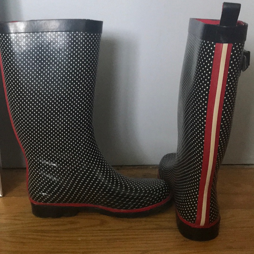Rain boots